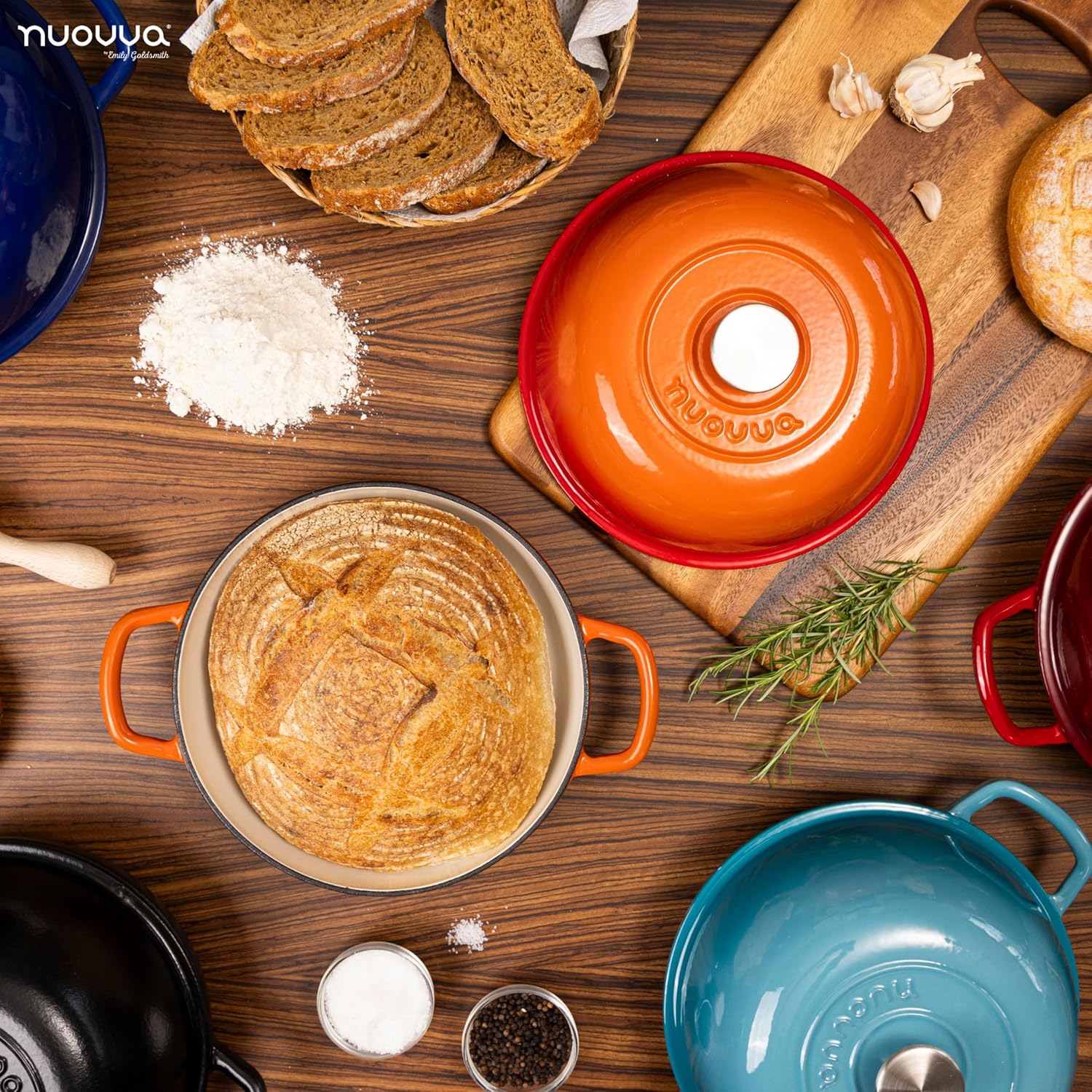 Enamelled Cast Iron Dutch Oven Bread Pot, 5.6 Lite - 26cm (Multiple Colours) by Nuovva